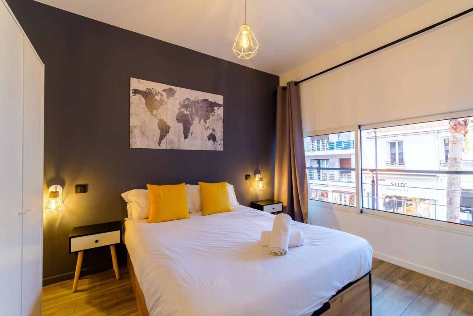 Vivez Antibes ! Logez A 6 Au Centre-Ville Exterior photo
